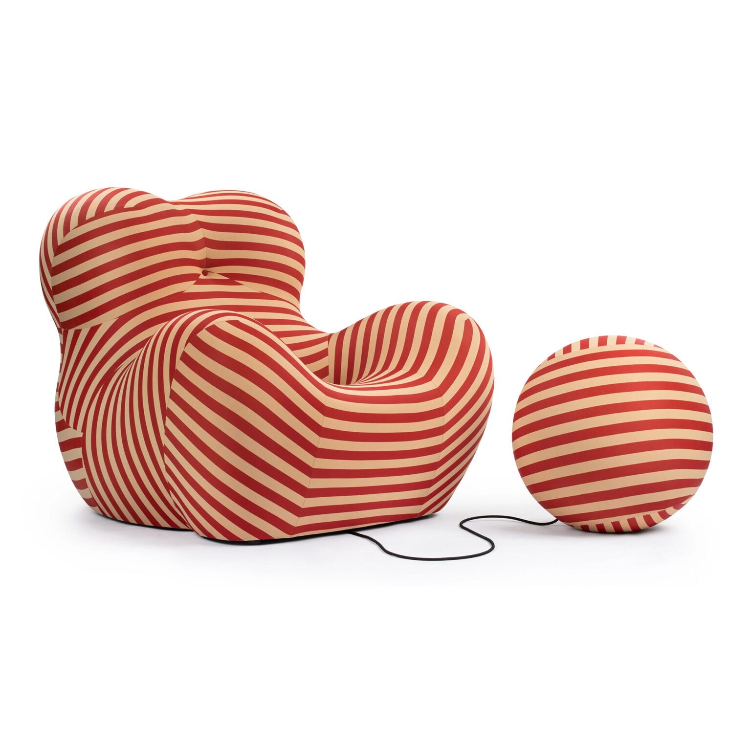 La Mamma Armchair and Ottoman