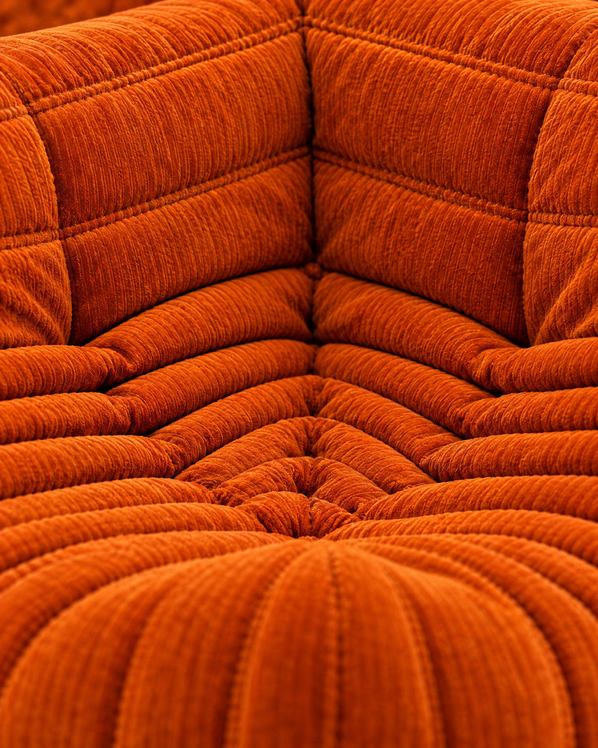 Corner Fireside Corduroy – corduroy pleats close-up